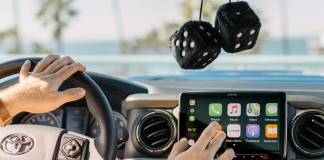 Using Your iPhone in the Car: 5 Fast Facts You Need to Know